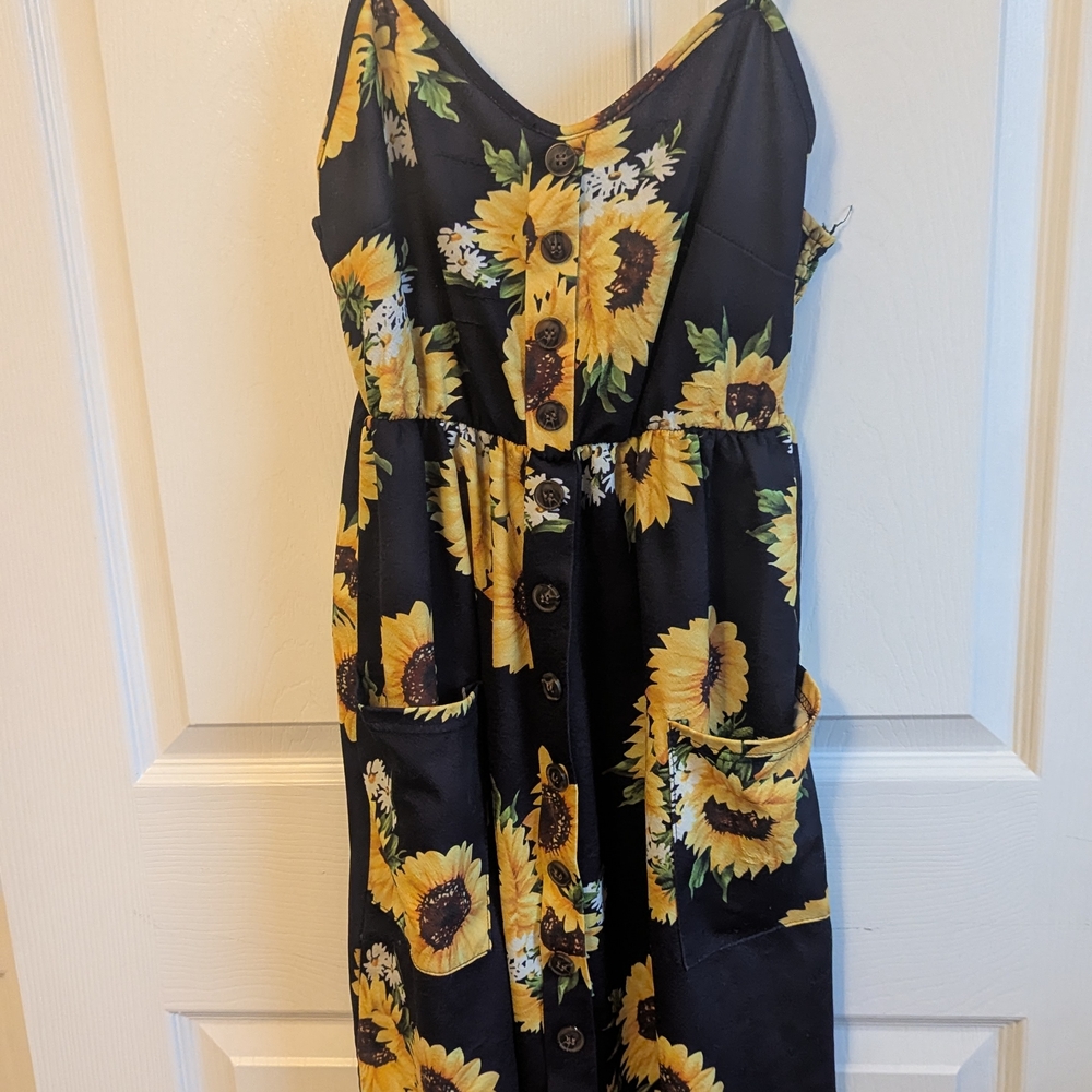 Sunflower Print Button-Down Dress